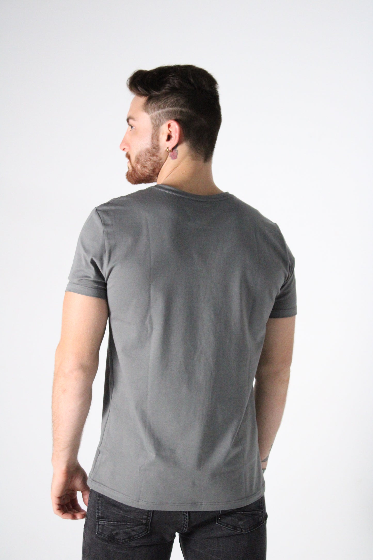 Camiseta Básica Premium de algodão egipcio Bazik