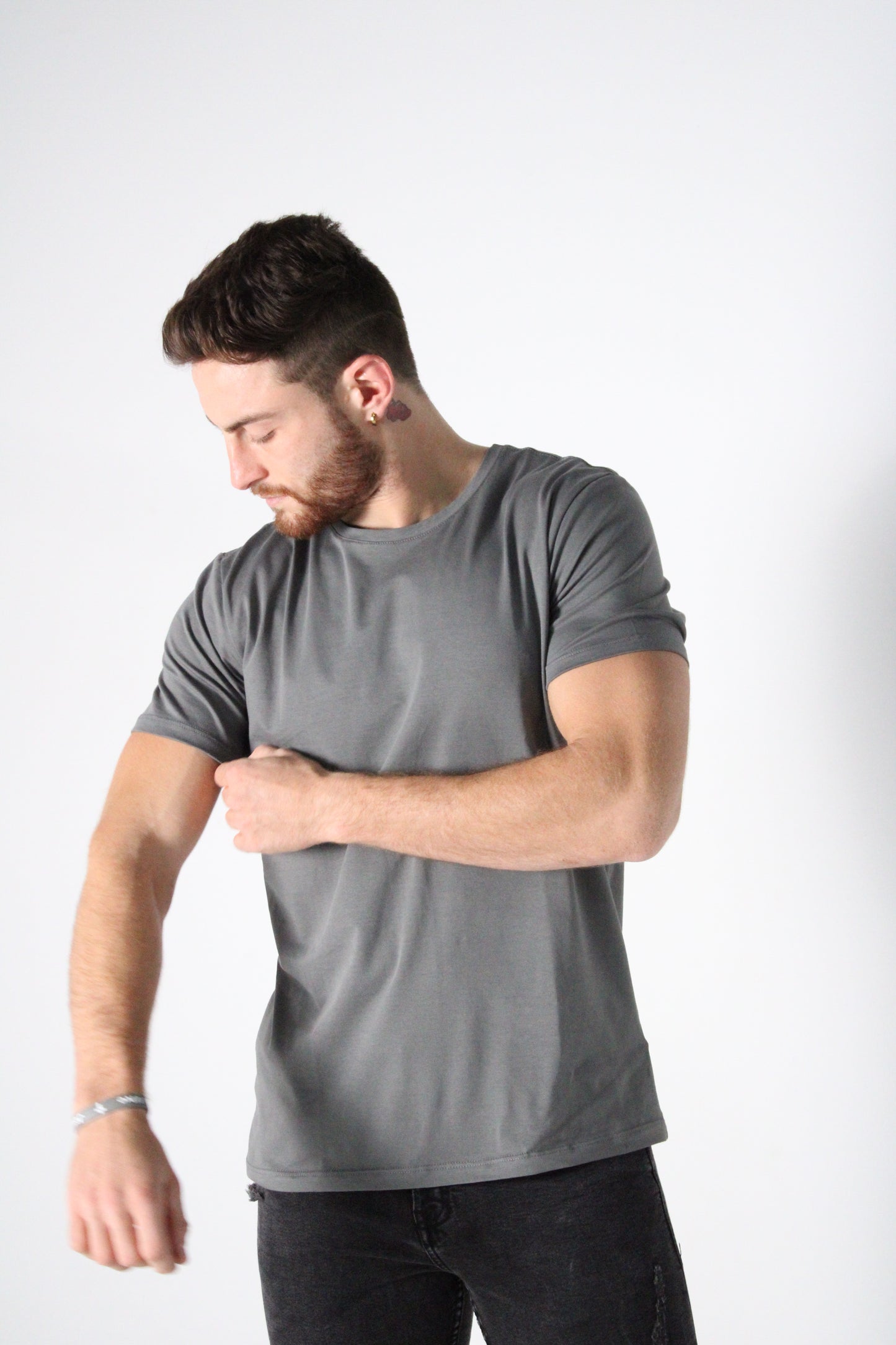 Camiseta Básica Premium de algodão egipcio Bazik
